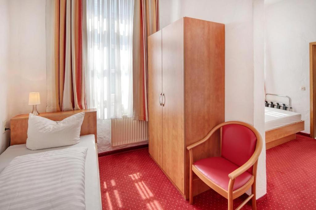 Hotel Restaurant Mathildenhof Pulheim Pokoj fotografie